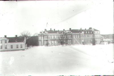 Byggnad.
Nyckelord: Vinter