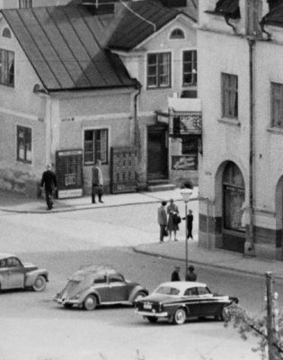 Innerstadsvy
Nyckelord: varuautomat bil