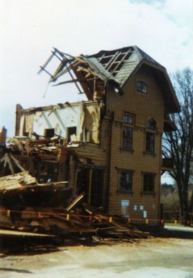 Byggnad under rivning
