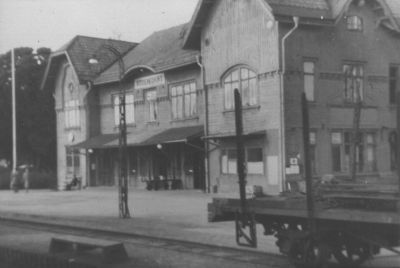 Järnvägsstation
Nyckelord: järnväg