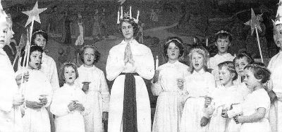 Lucia med tärnor
Nyckelord: Lucia
