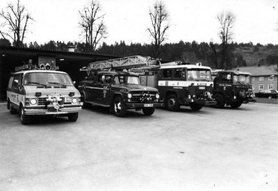 4 brandbilar 
Nyckelord: Brandbil