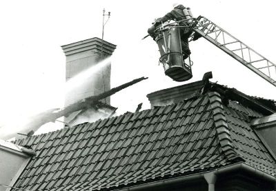 Brandkår i arbete
