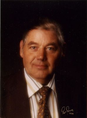 Porträtt av man
Ingvar Hellman
