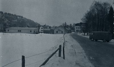 Väg genom snöigt landskap
Nyckelord: Snö Väg