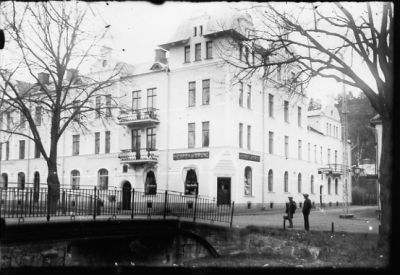 Bostadshus.
Nyckelord: Byggnadsstil