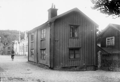 Byggnad.
Nyckelord: Kullersten