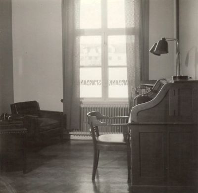 Kontorsinteriör
Nyckelord: Telefon