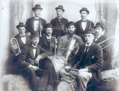 Orkester
Nyckelord: Musikinstrument Orkester