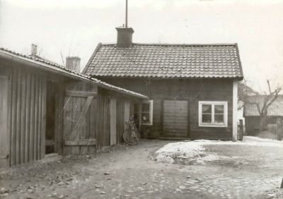 Verkstadsbyggnad med innnergård
