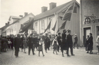 Demonstrationståg
Nyckelord: Fana