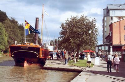 Visning av hjulångare
Nyckelord: Hjulångare