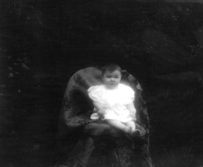 Sittande baby
Nyckelord: Baby