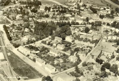 Flygbild över stadsbebyggelse
