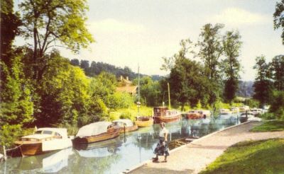 Fritidsbåtar i vattendrag
