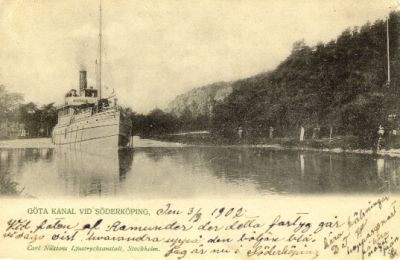 Ångbåt på vattendrag
