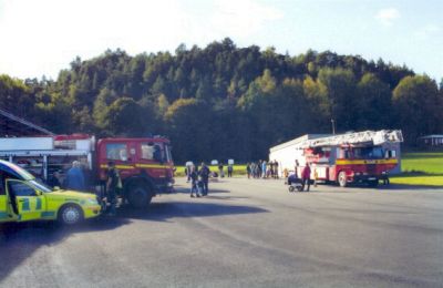 Ambulans och brandbilar
