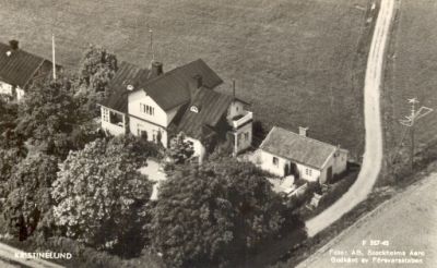 Flygbild över villa
