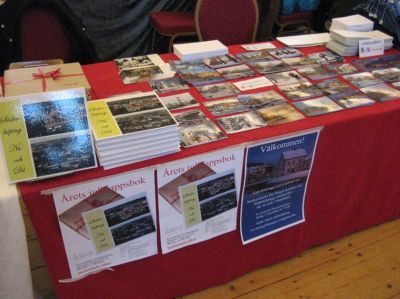 Försäljning av julkort och julklappsböcker
